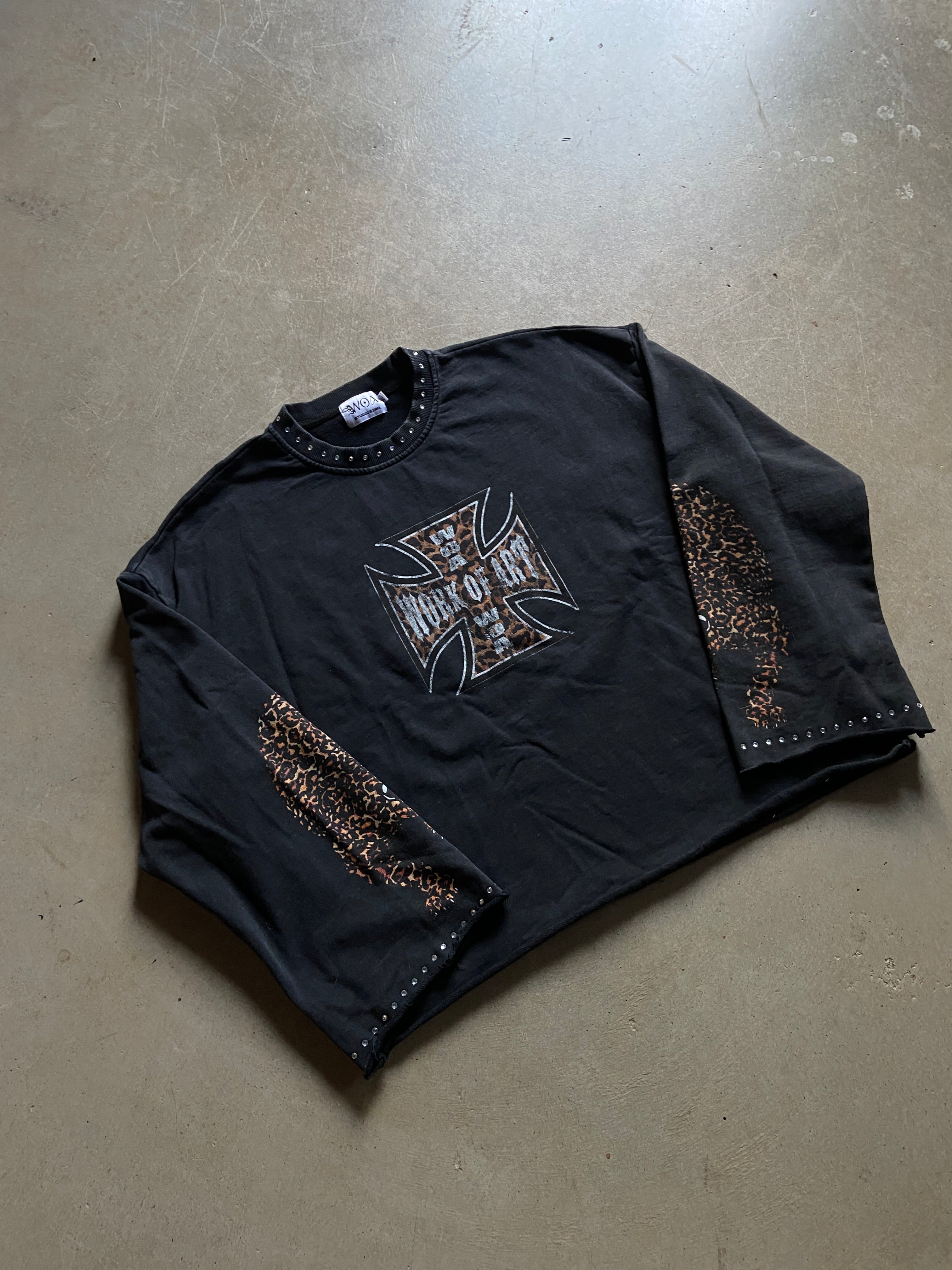 Work of Art Studios INO Cropped Sweatshirt Sz XL