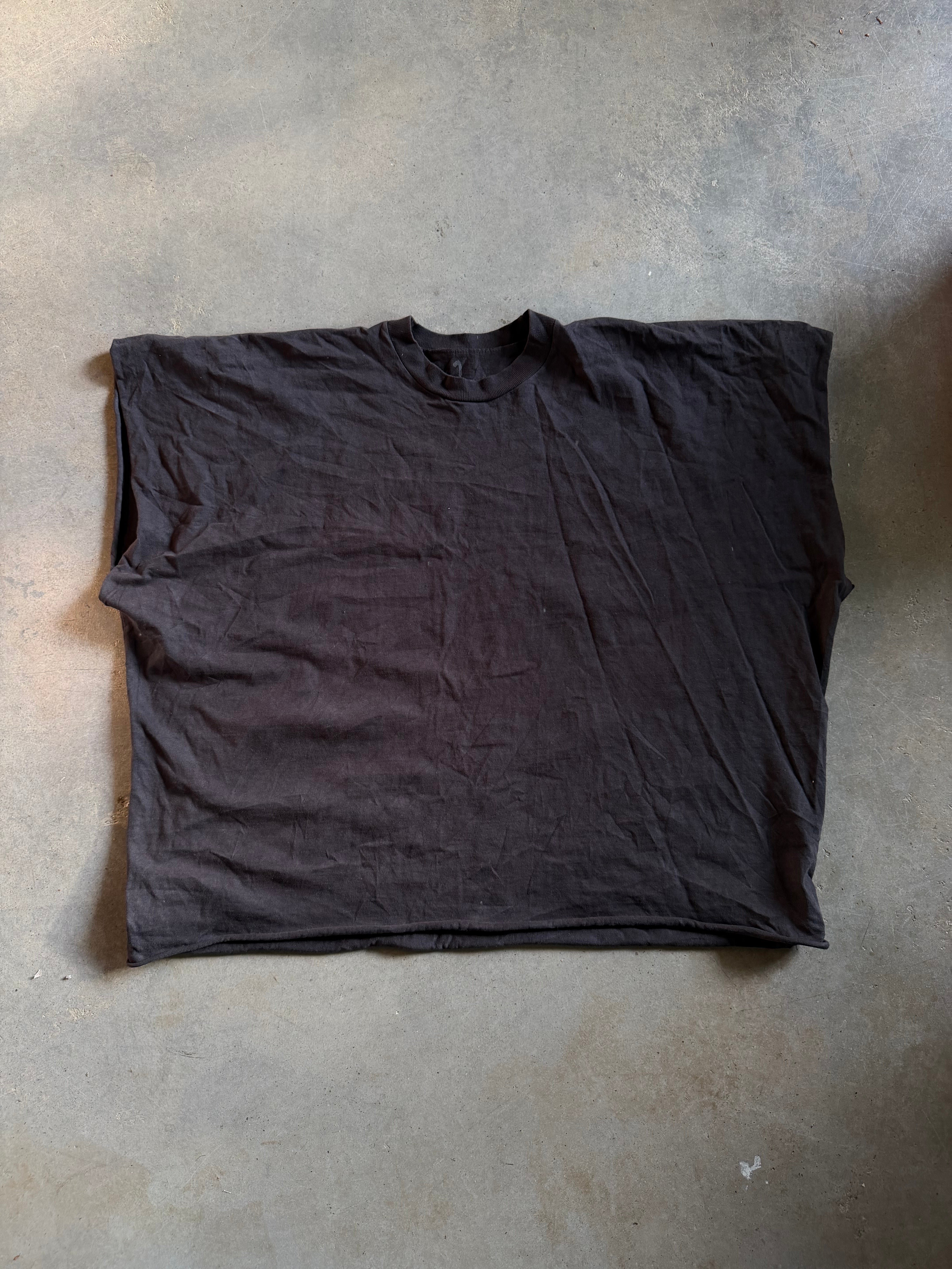 Yeezy Shirt Mens 2 Black Number 1 Logo Cut Off Sleevless Tee Crewneck Sz L