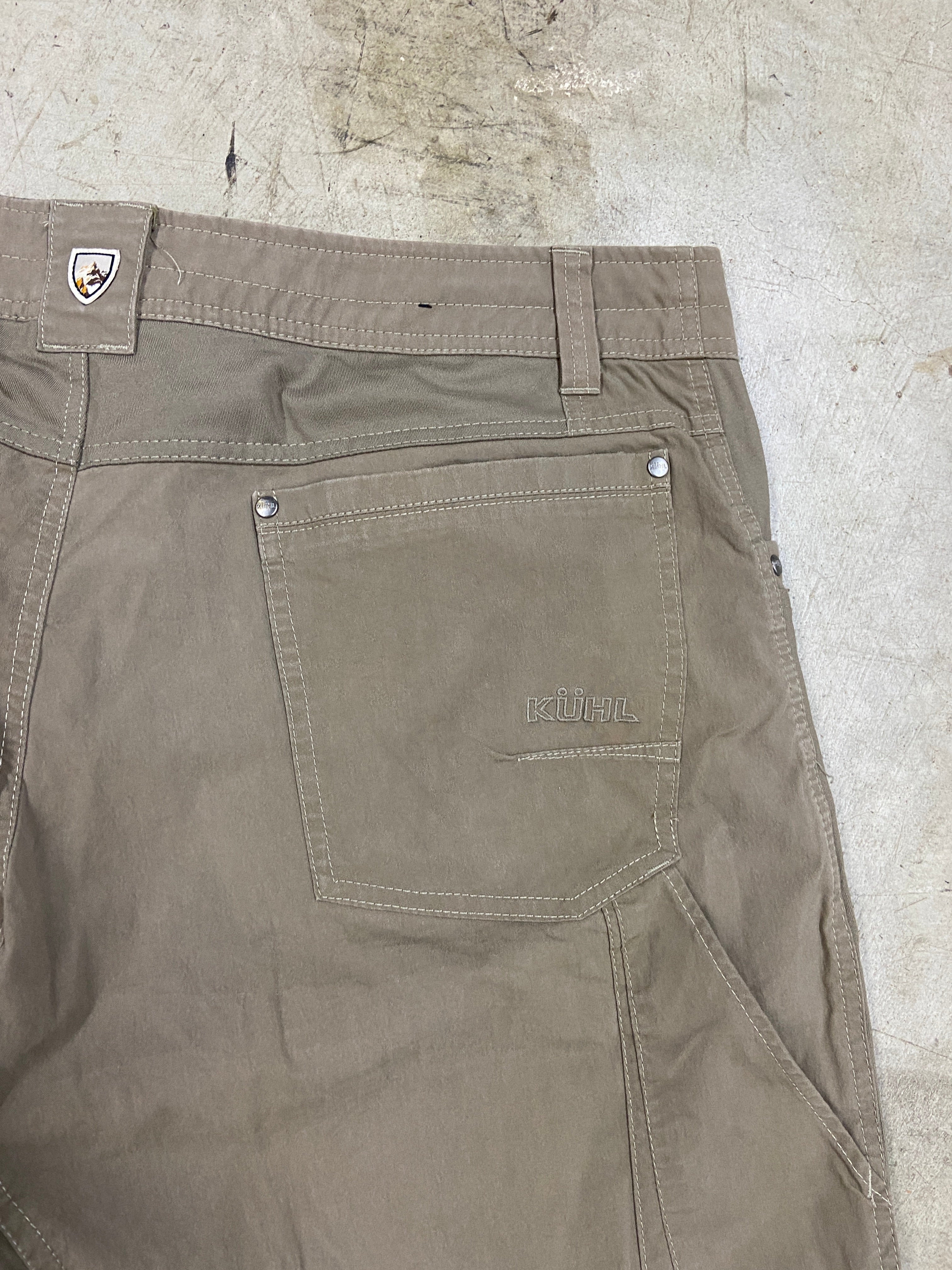 Y2K Kuhl Olive Outdoor Shorts Sz 38