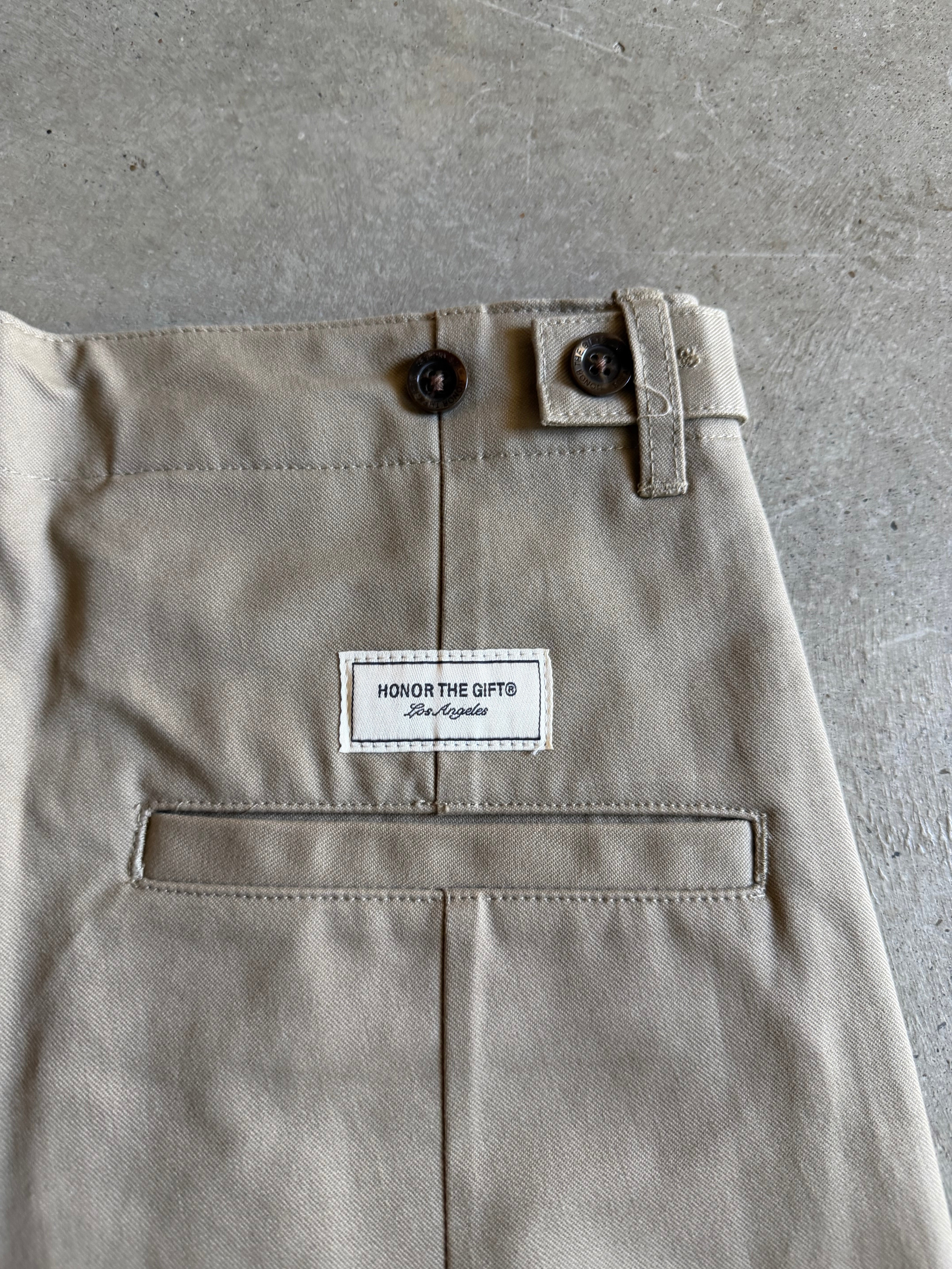 Honor The Gift Shop Shorts 'Khaki'