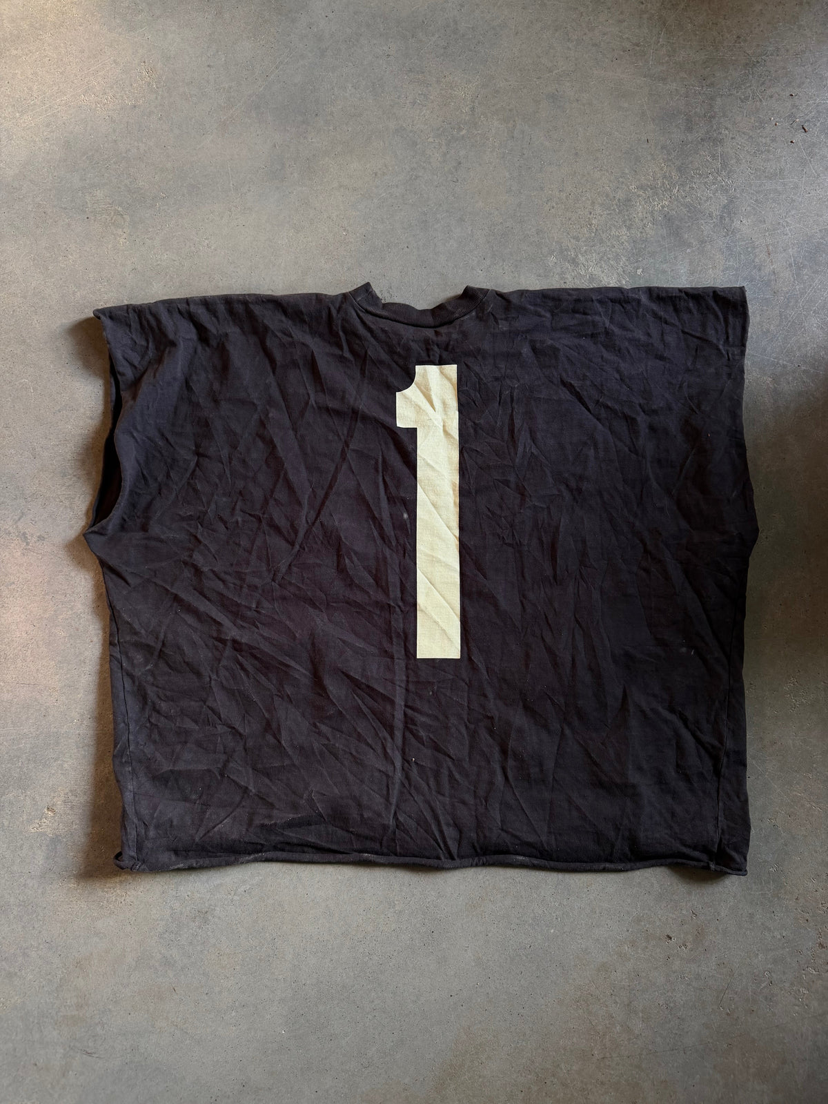 Yeezy Shirt Mens 2 Black Number 1 Logo Cut Off Sleevless Tee Crewneck Sz L