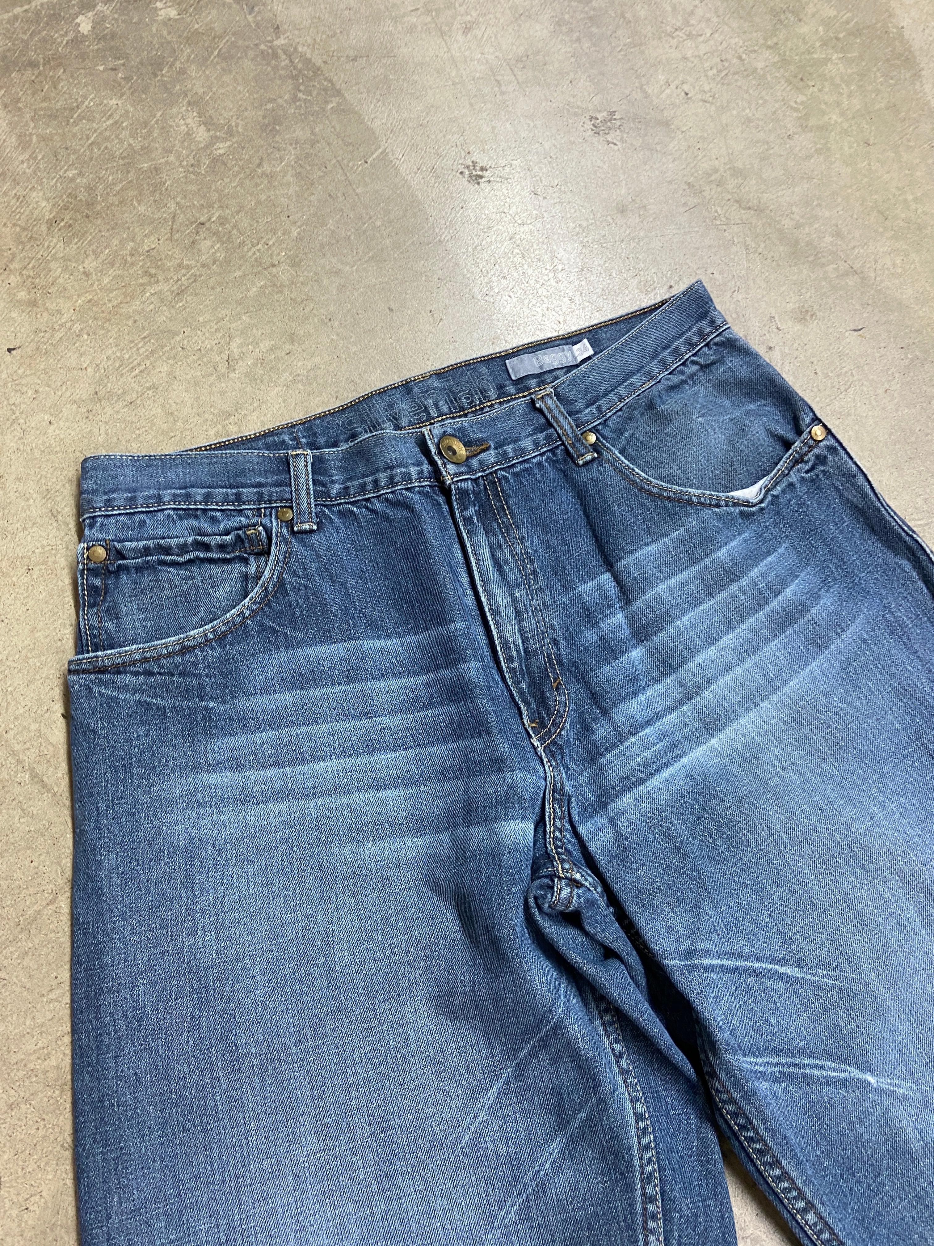 Y2K Levi's Silvertab Medium Wash Denim Jeans Sz 34x37