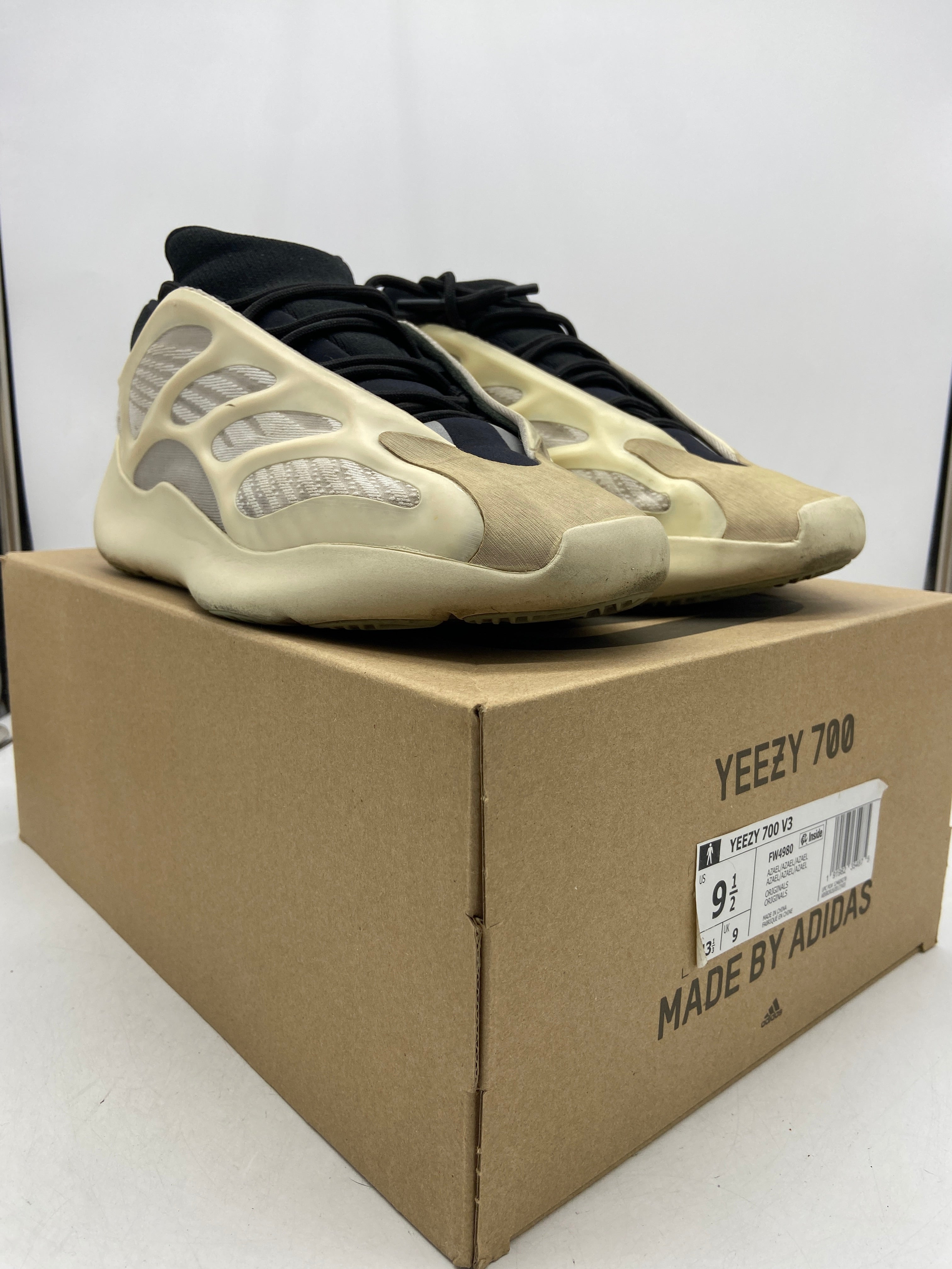 Preowned adidas Yeezy 700 V3 Azael Sz 9.5M/11W