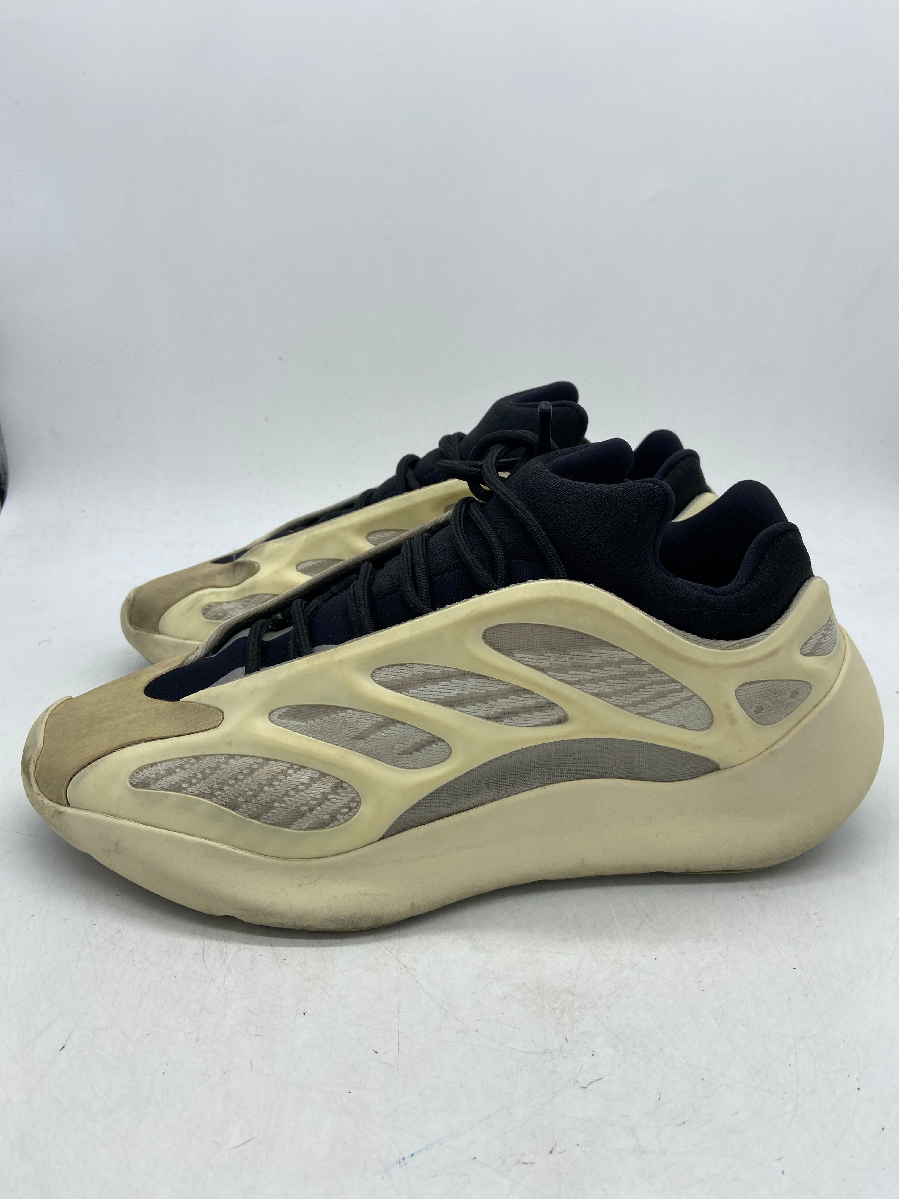 Preowned adidas Yeezy 700 V3 Azael Sz 9.5M/11W