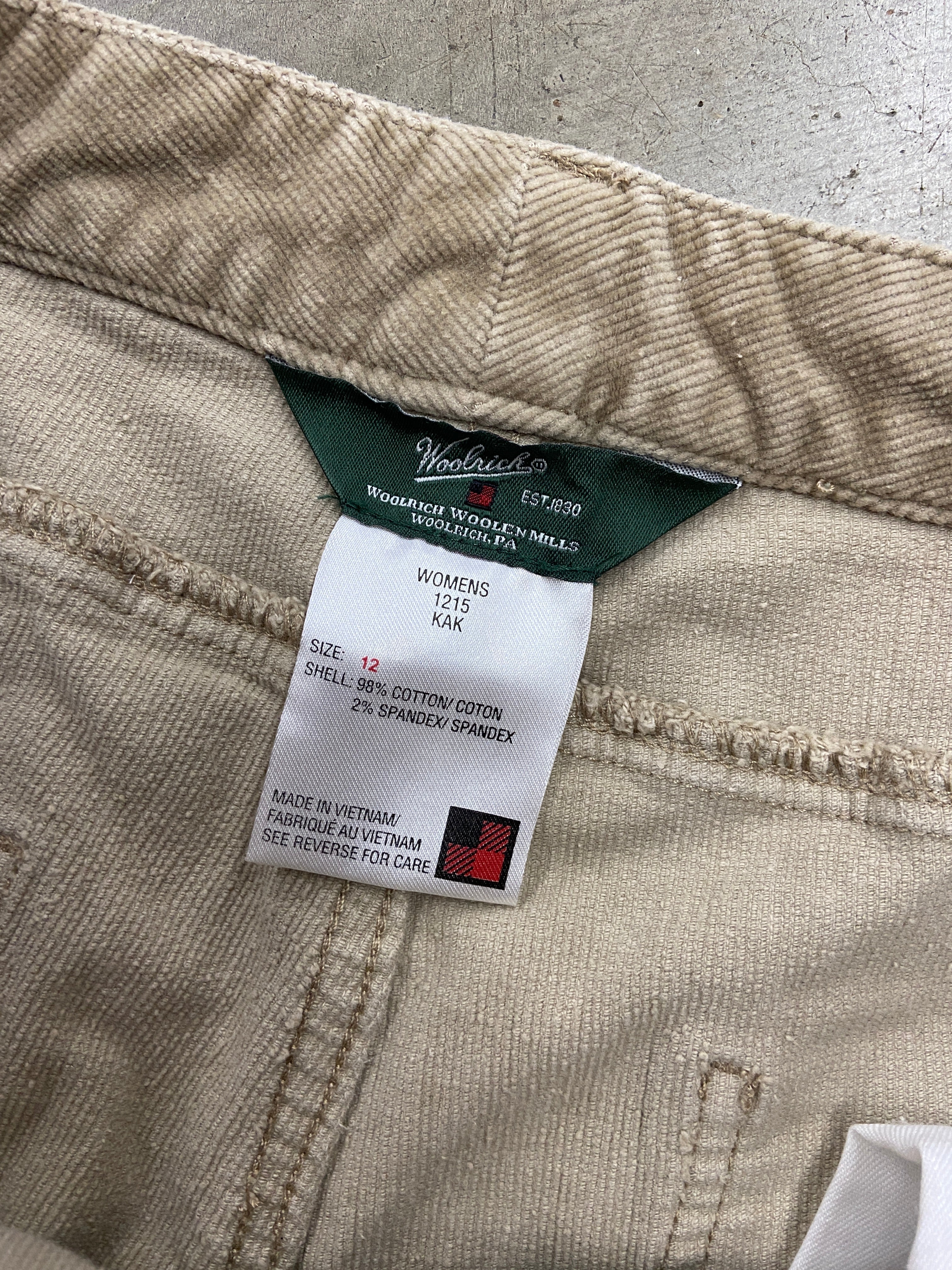 VTG Woolrich Tan Corduroy Low Rise Wmns Pants Sz 12